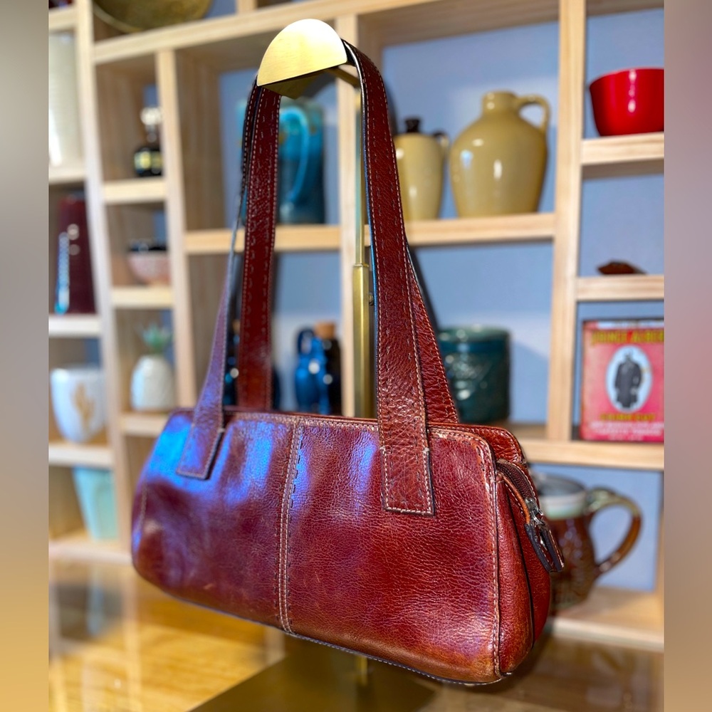 Y2K fossil leather shoulder bag